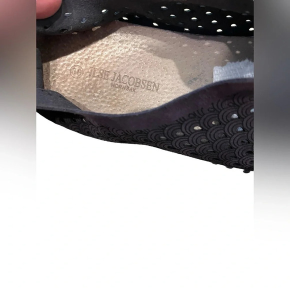 Ilse Jacobsen Women's Tulip Flat Slip On Shoe Navy Blue Perf Leather - Picture 7 of 7